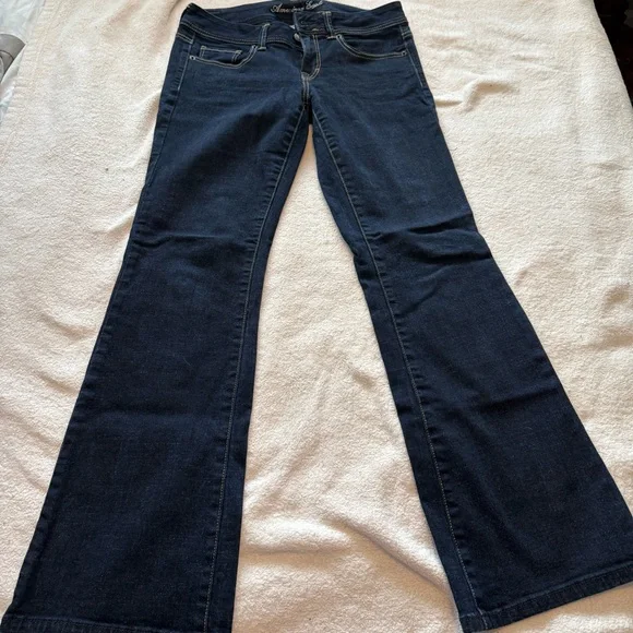American Eagle Outfitters Women's Dark Blue Super Stretch Jeans - Picture 3 of 3